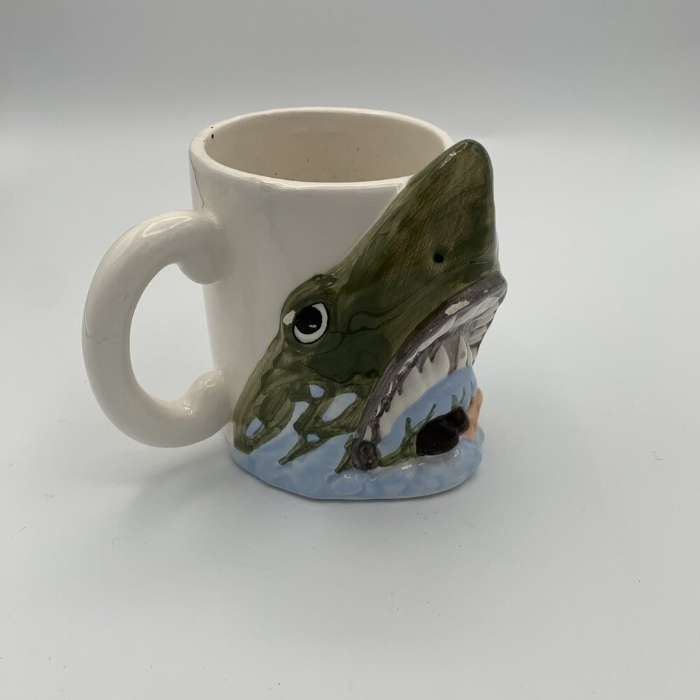 JAWS 3D Shark Attack Vintage Universal Studio Crazing (Read Discription)